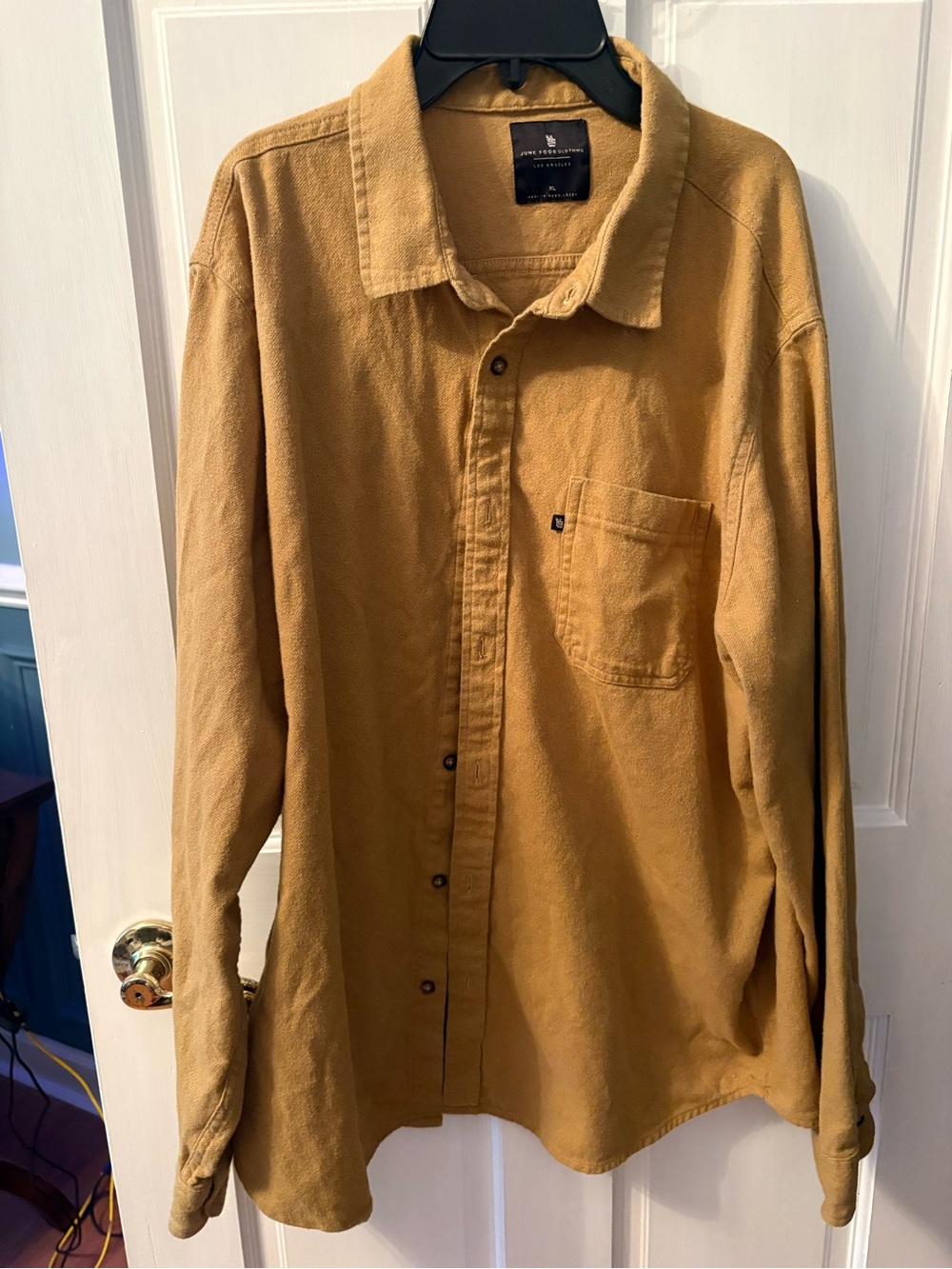 Junk Food Clothing Men's Button-Up Jacket in Camel